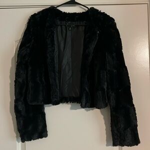 NWT Black Faux Fur Shawl Size L